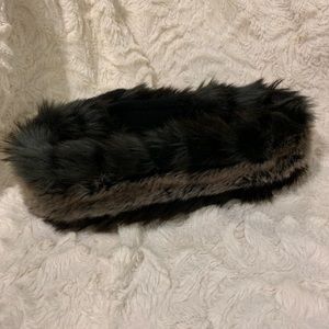 Parkhurst Accessories - Hudson’s Bay Winter headband, reversible faux fur Parkhurst Accessories - Hudson’s Bay Winter headband, reversible faux fur